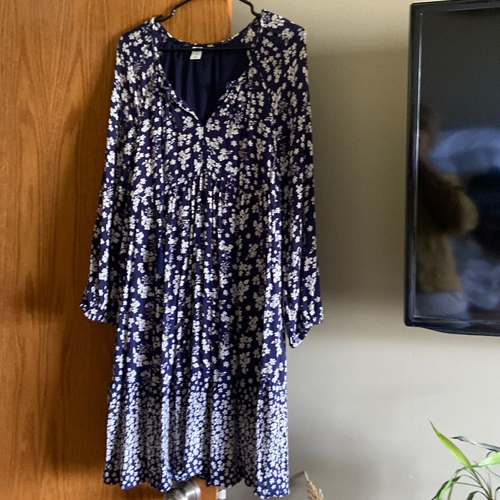 Old navy BoHo dress, navy blue and white size medium